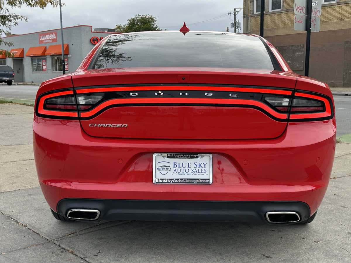 Used 2023 Dodge Charger SXT RWD image 6