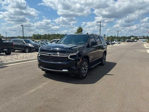 Used 2021 Chevrolet Tahoe LT w/ LT Signature Package AWD/4WD image 2