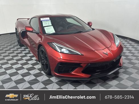 Used 2021 Chevrolet Corvette Stingray Premium Cpe w/ Z51 Performance Package image 1