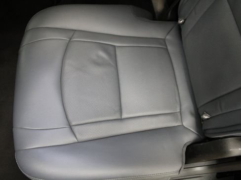 Used 2020 Buick Enclave Essence w/ Sound and Sites Package image 15