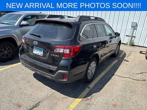Used 2019 Subaru Outback 2.5i Premium AWD/4WD image 8