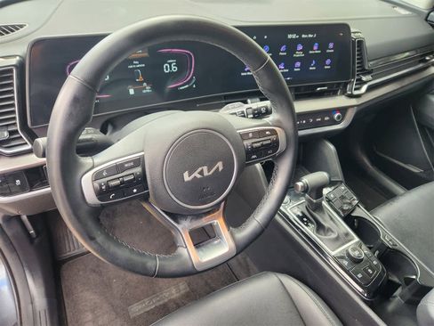 Certified 2024 Kia Sportage EX image 2