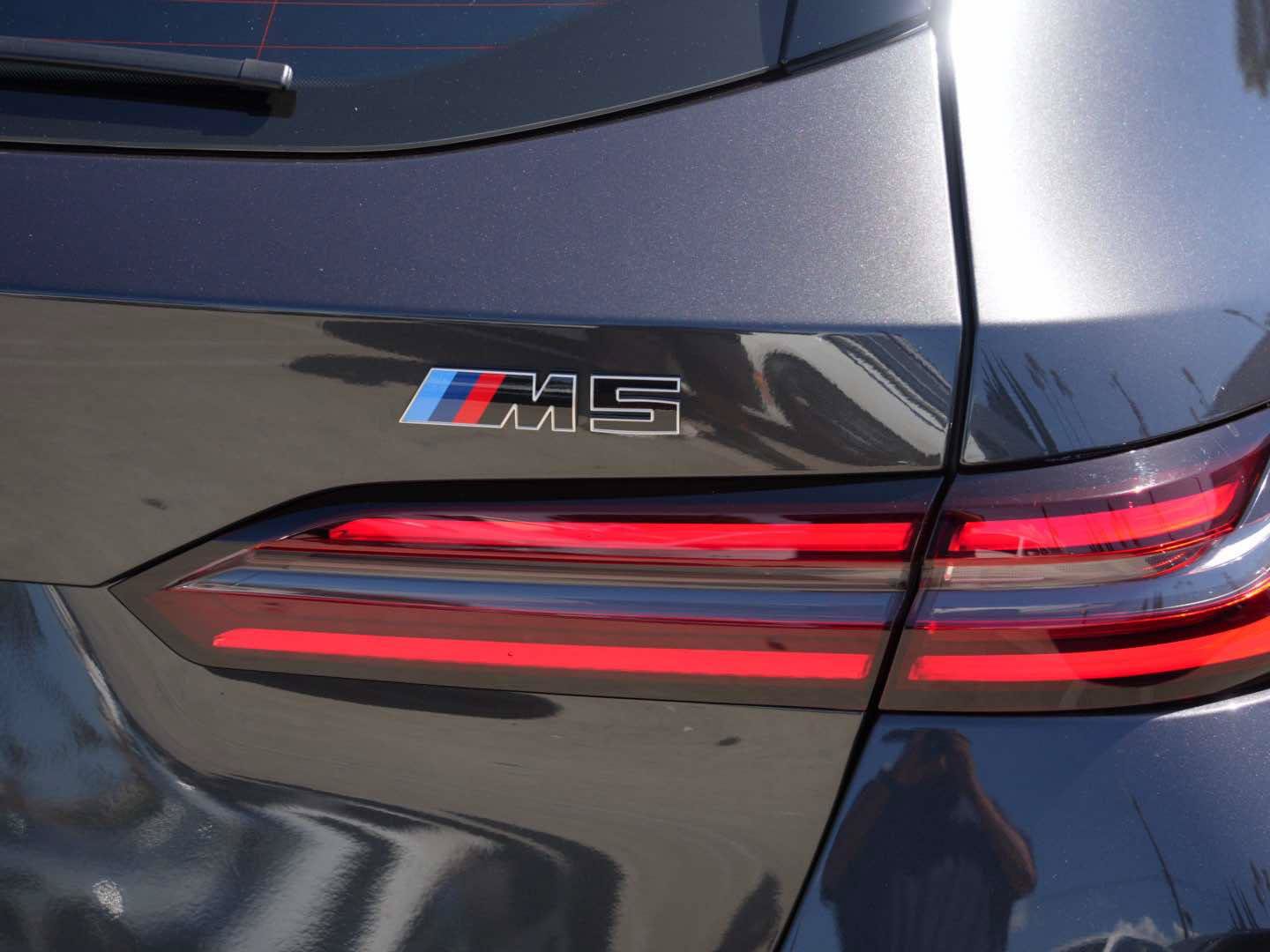 Used 2025 BMW M5 Touring AWD/4WD image 5