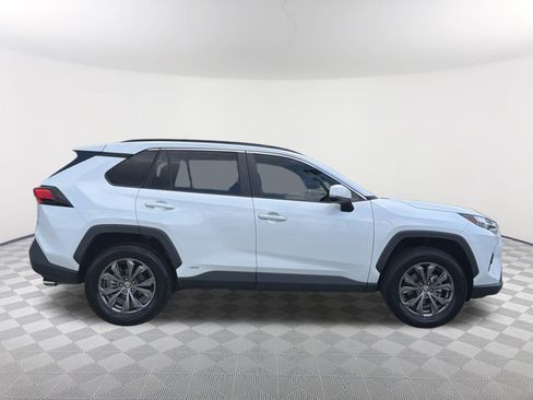 Certified 2023 Toyota RAV4 XLE Premium AWD/4WD image 18