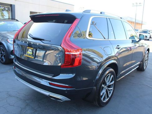 Used 2017 Volvo XC90 T6 Momentum w/ Vision Package image 7