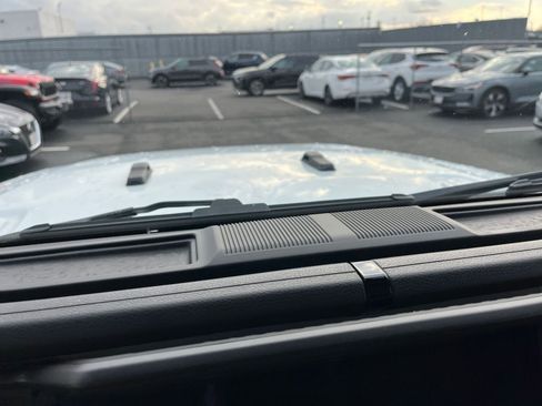 Used 2025 Jeep Wrangler Sport S image 18