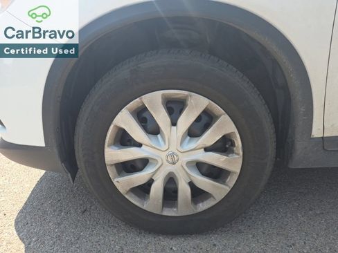 Used 2016 Nissan Rogue S AWD/4WD image 2