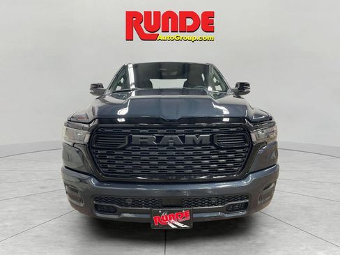 Used 2025 RAM 1500 Big Horn AWD/4WD image 8