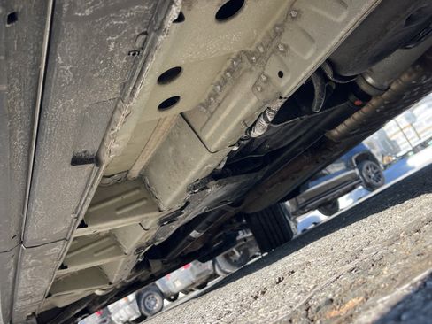 Used 2021 Chevrolet Equinox LT image 25