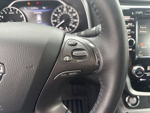 Used 2024 Nissan Murano SV w/ SV Midnight Edition Package FWD image 15