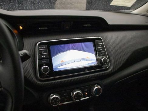 New 2025 Nissan Kicks Play S image 34