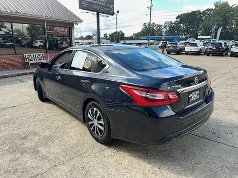 Used 2017 Nissan Altima 2.5 S w/ Power Driver Seat Package FWD image 7