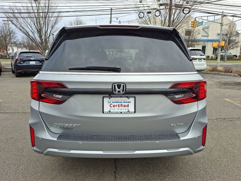 Certified 2026 Honda Odyssey Elite image 8