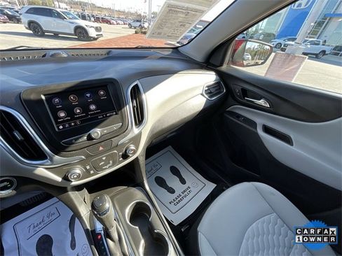 Used 2020 Chevrolet Equinox LT image 18