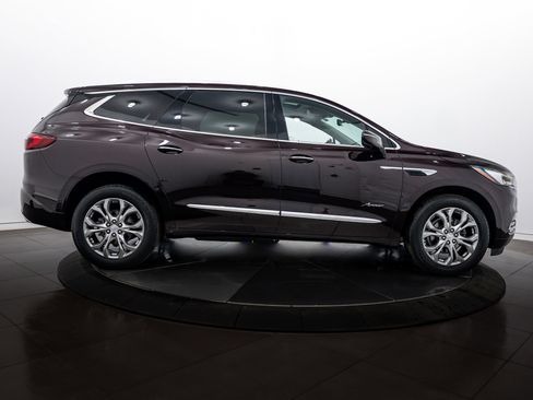 Used 2021 Buick Enclave Avenir w/ Avenir Technology Package image 3