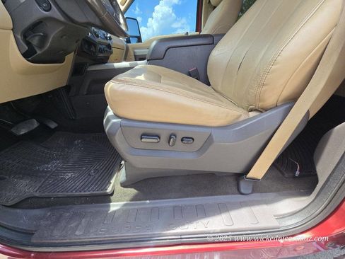 Used 2015 Ford F350 Lariat w/ Chrome Package image 23