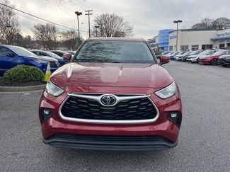 Used 2021 Toyota Highlander LE video 2
