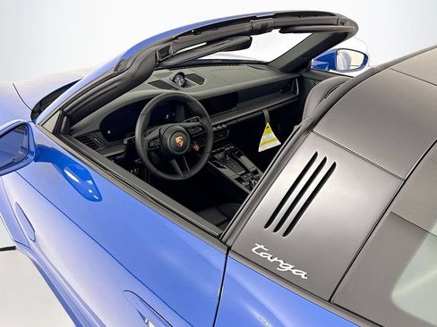 Used 2026 Porsche 911 Targa 4S AWD/4WD image 31