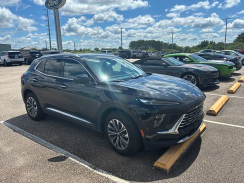 Used 2024 Buick Envision Preferred AWD/4WD image 2