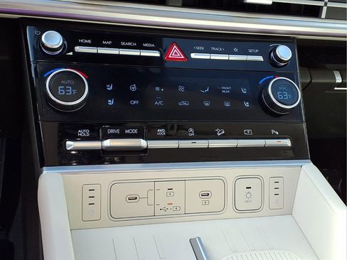 Used 2024 Hyundai Santa Fe Calligraphy image 21