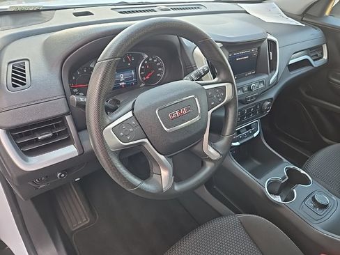 Used 2024 GMC Terrain SLE FWD image 13