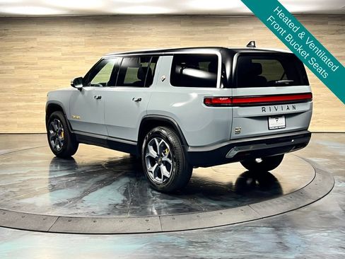 Used 2024 Rivian R1S Adventure AWD/4WD image 13