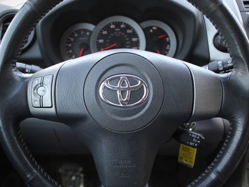 Used 2007 Toyota RAV4 Limited image 22