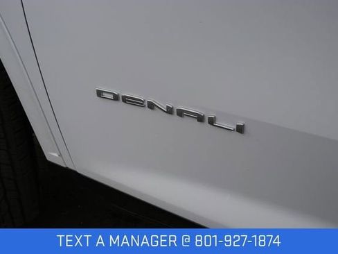New 2026 GMC Acadia Denali Ultimate w/ LPO, Floor Liner Package AWD/4WD image 11