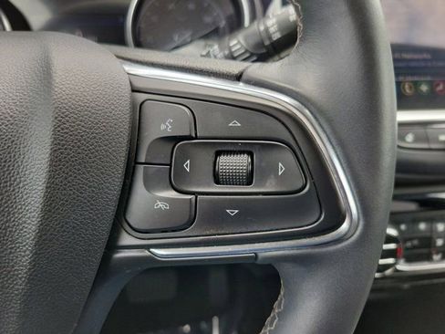 Used 2023 Buick Encore GX Select w/ Sport Touring Package FWD image 23