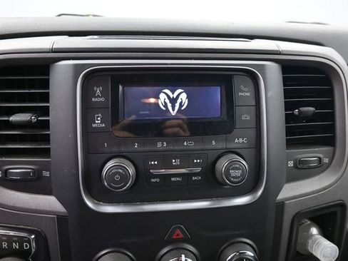 Used 2020 RAM 1500 Tradesman w/ Chrome Appearance Group image 21