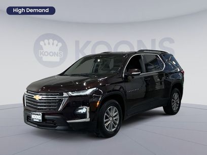 Used 2023 Chevrolet Traverse LT
