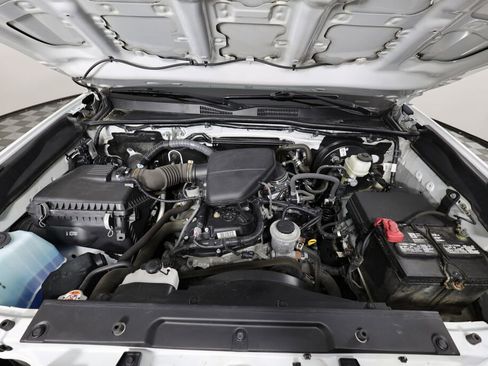 Used 2022 Toyota Tacoma SR RWD image 29