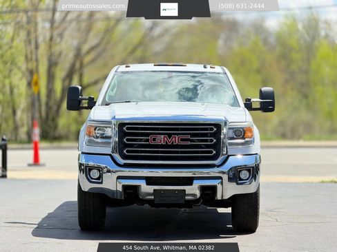 Used 2015 GMC Sierra 2500 SLT w/ Suspension Package, Off-Road AWD/4WD image 32