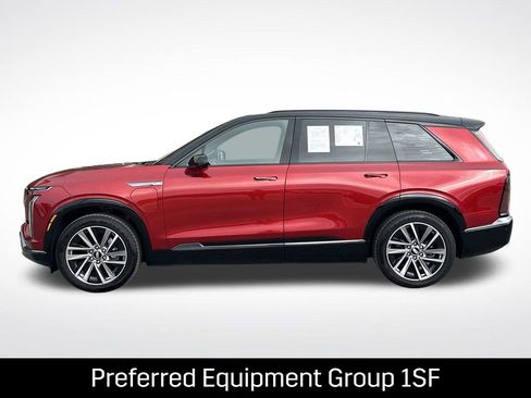 Certified 2026 Cadillac Vistiq Sport w/ LPO, Floor Liner Package image 7