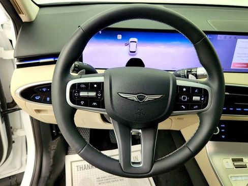Used 2026 Genesis GV70 2.5T Advanced AWD/4WD image 14