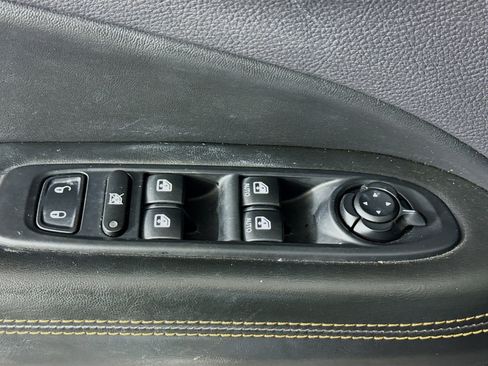 Used 2017 Jeep Compass Limited image 24