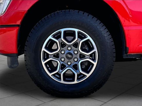 Certified 2021 Ford F150 XL w/ STX Appearance Package AWD/4WD image 11