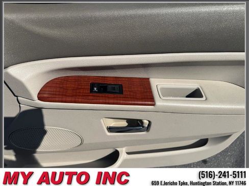 Used 2005 Jeep Grand Cherokee Limited image 29