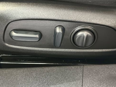 Used 2022 Chevrolet Malibu LT FWD image 22