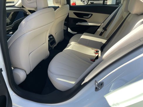 New 2026 Mercedes-Benz E 350 4MATIC Sedan image 36