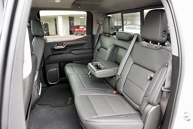 Used 2023 GMC Sierra 1500 Denali w/ Denali Reserve Package AWD/4WD image 32