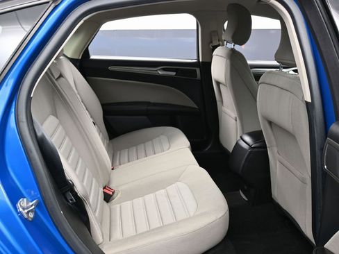 Used 2019 Ford Fusion S image 29