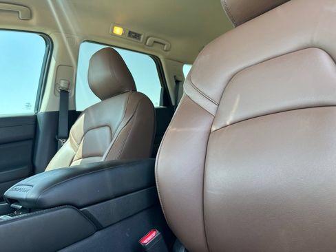 Certified 2024 Nissan Pathfinder SV FWD image 41