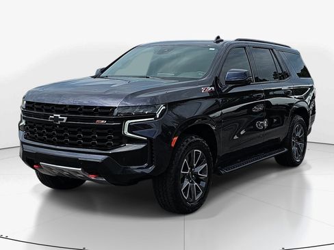 Used 2023 Chevrolet Tahoe Z71 w/ Luxury Package AWD/4WD image 8