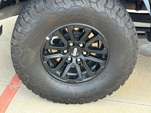 Used 2024 Ford F150 Raptor AWD/4WD image 9