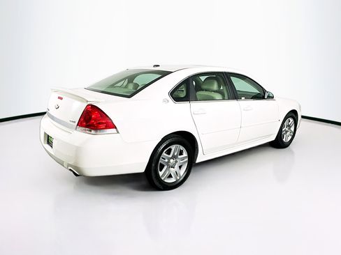 Used 2009 Chevrolet Impala LT image 9