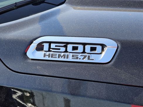 Used 2021 RAM 1500 Big Horn AWD/4WD image 7