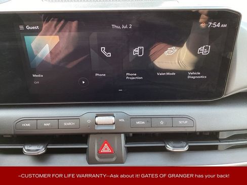 Used 2025 Kia K4 FWD image 3