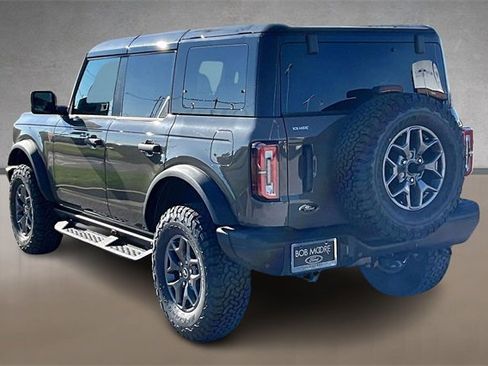 New 2025 Ford Bronco Badlands image 3