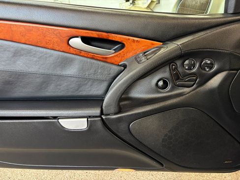 Used 2003 Mercedes-Benz SL 500 image 9